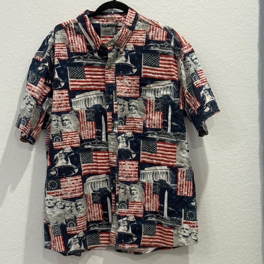 Legacy Men's Patriotic Button Down Shirt -‎ Navy and Red